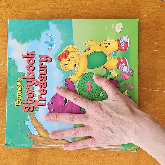Vintage Barneys Storybook Treasury Large Picture Book - Picture 3 of 14